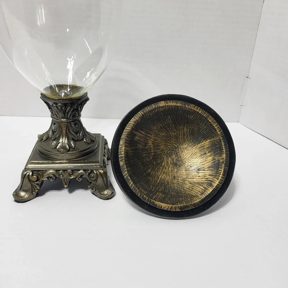 N/A ornate apothecary